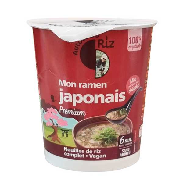 Cup ramen japonais